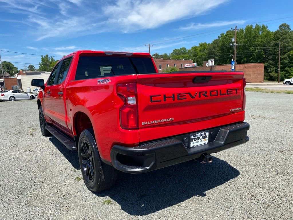 Used 2022 Chevrolet Silverado 1500 Custom Trail Boss w/ Safety Confidence Package AWD/4WD image 4