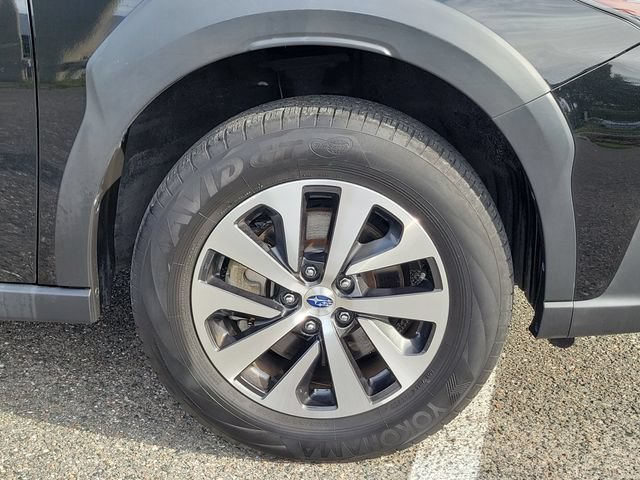 Used 2023 Subaru Outback Premium AWD/4WD image 6