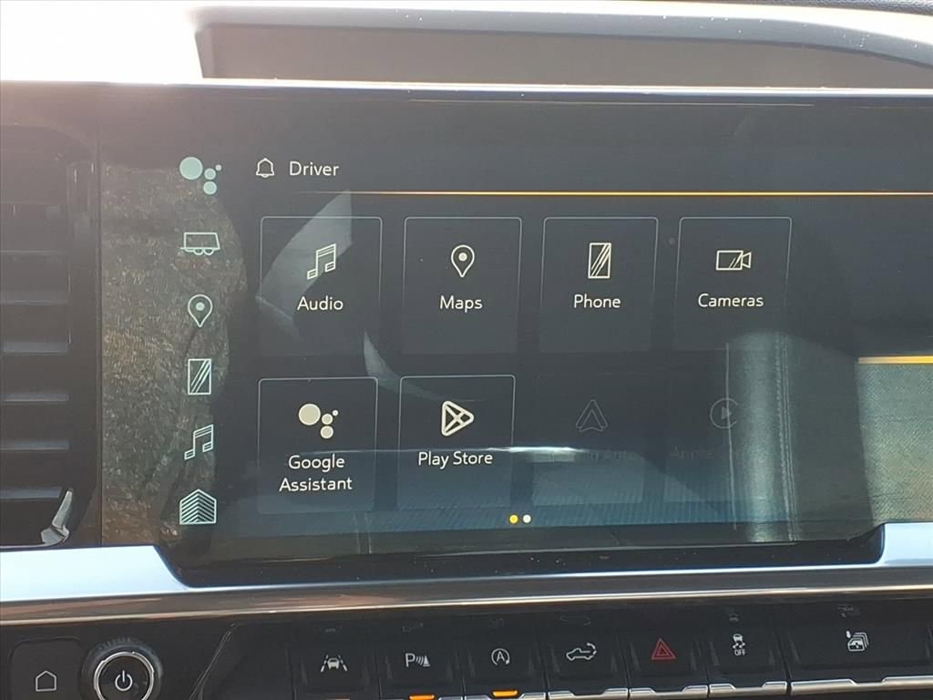 Used 2023 Chevrolet Silverado 1500 LTZ image 12