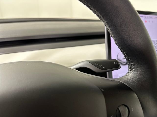 Used 2021 Tesla Model Y Long Range image 18