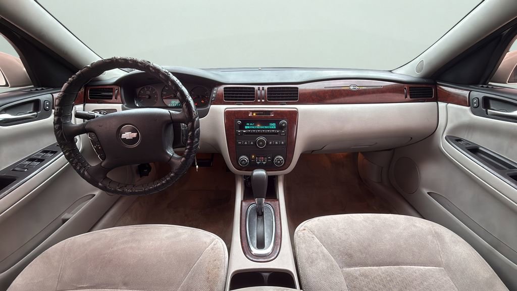 Used 2009 Chevrolet Impala LS FWD image 13