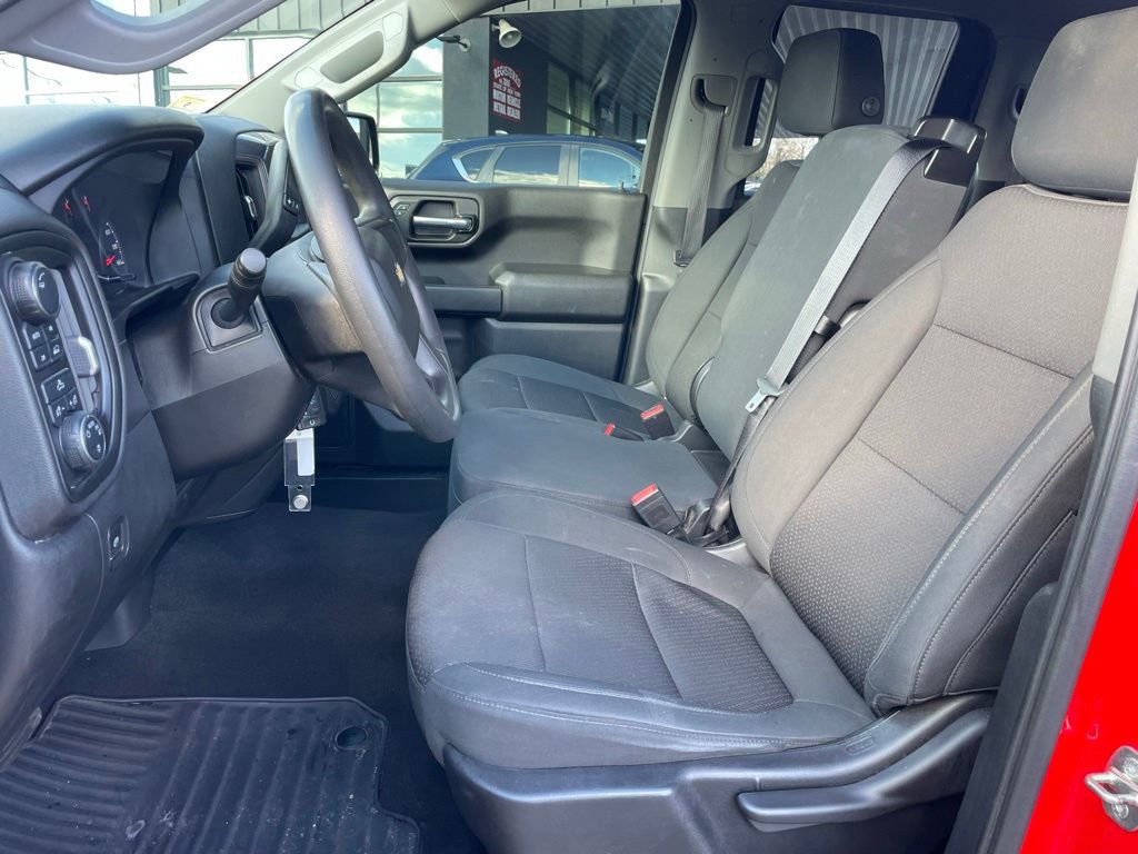 Used 2020 Chevrolet Silverado 1500 Custom w/ Custom Value Package image 6