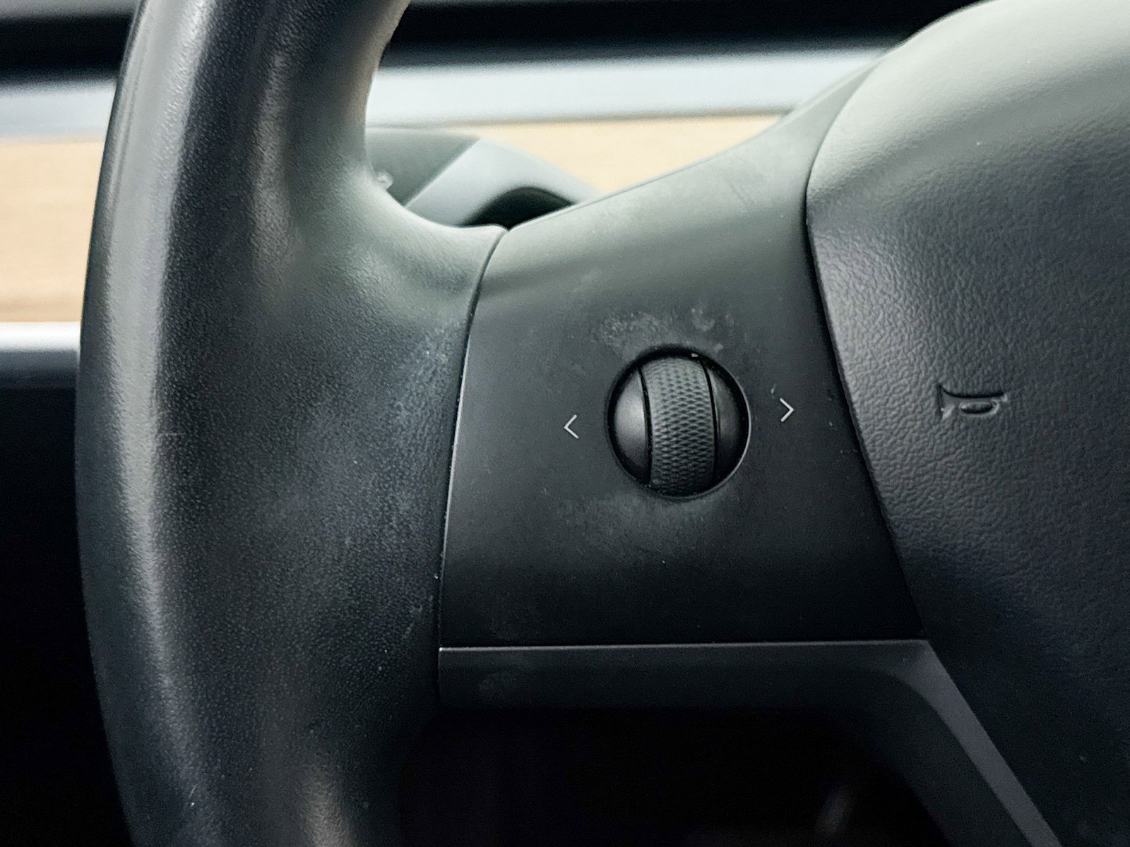 Used 2018 Tesla Model 3 Long Range image 19