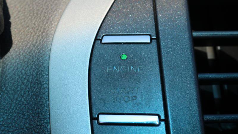 Used 2016 Lincoln MKZ w/ Equipment Group 300A Reserve FWD image 12
