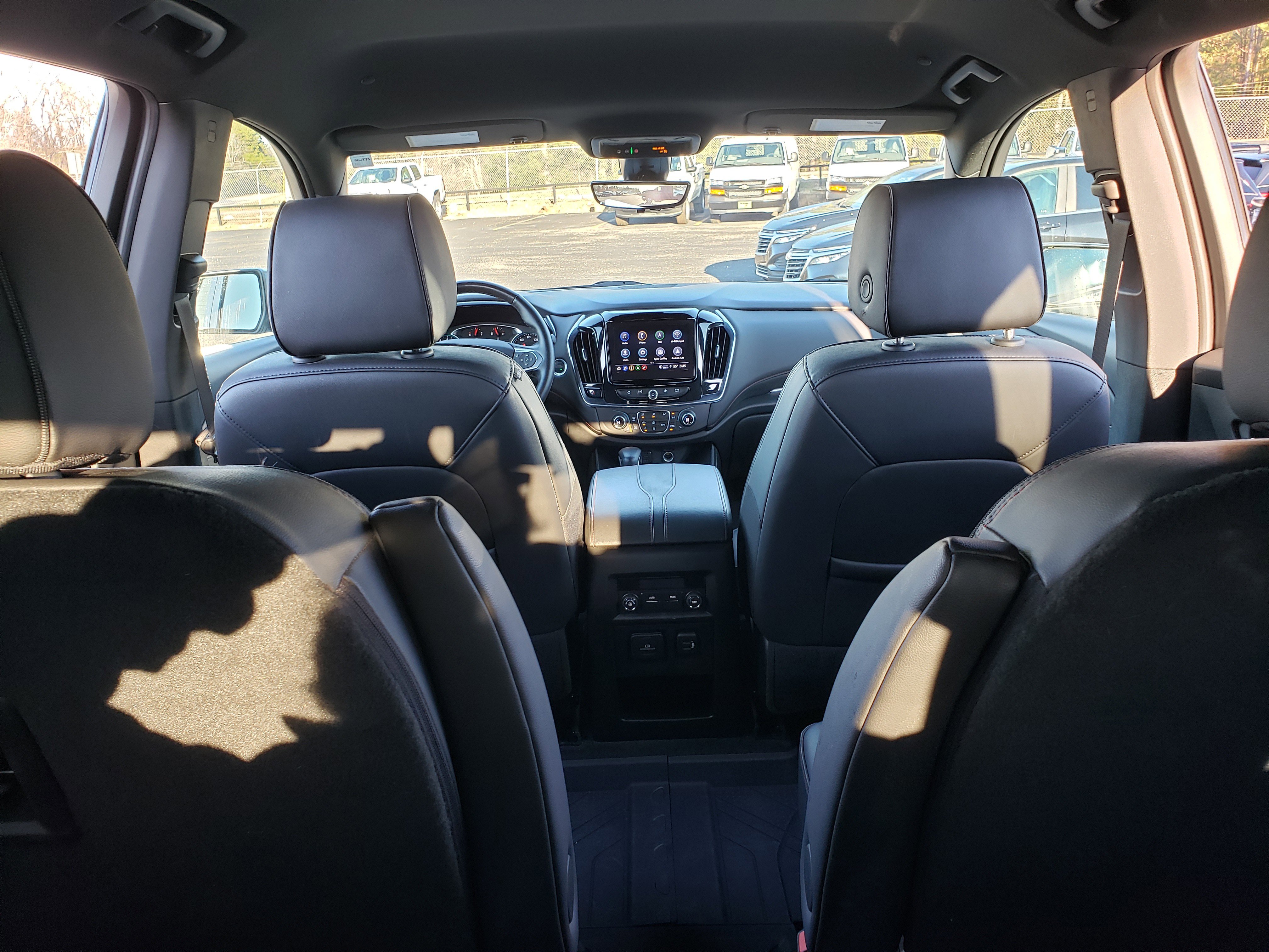 Used 2023 Chevrolet Traverse RS w/ LPO, Floor Liner Package image 32