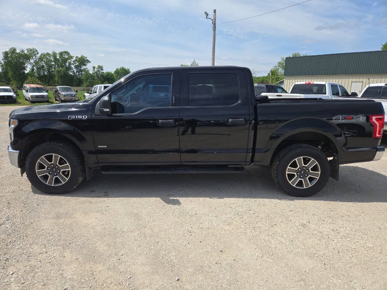 Used 2017 Ford F150 XLT w/ Equipment Group 301A Mid AWD/4WD image 5