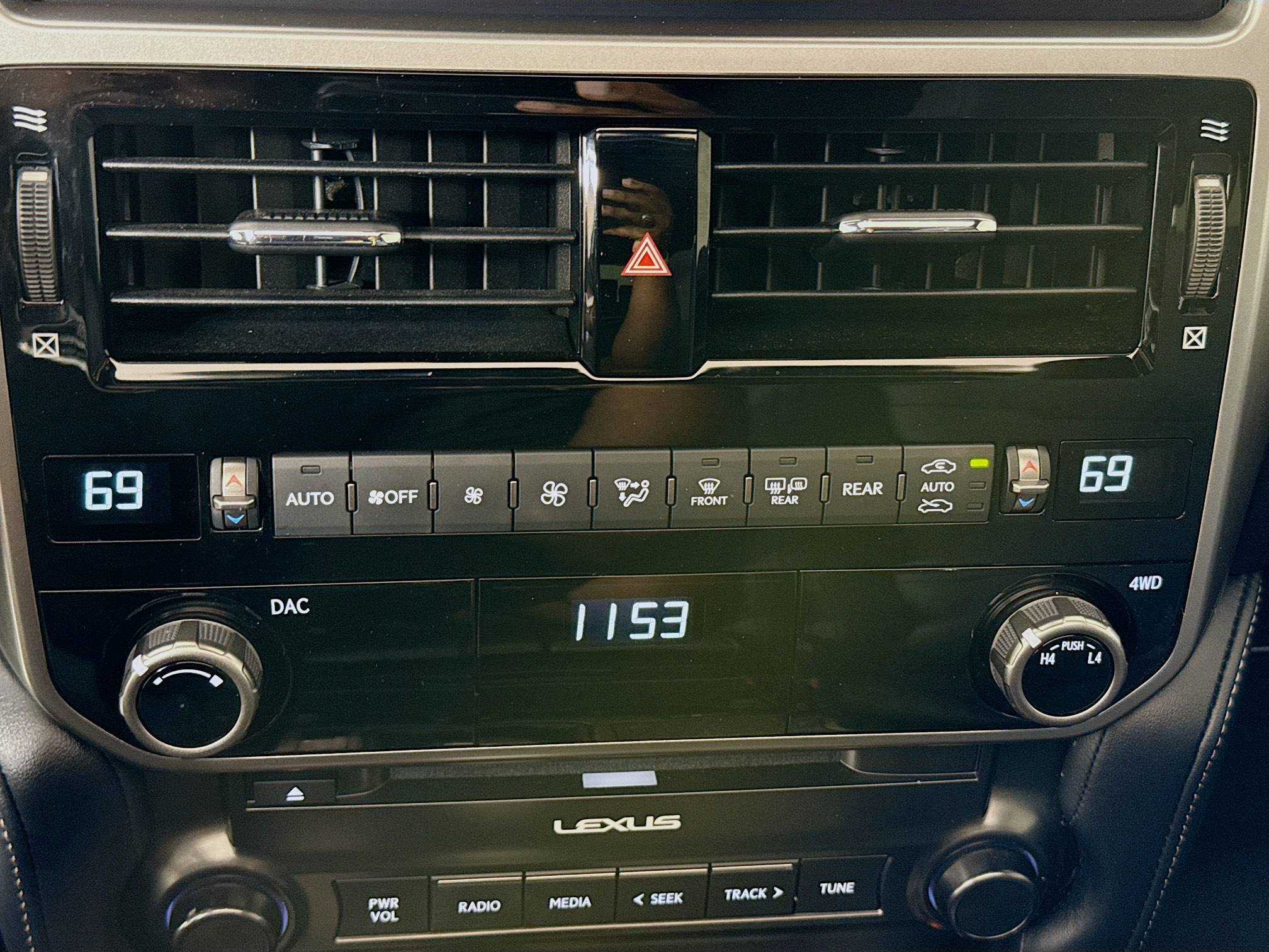 Certified 2023 Lexus GX 460 Premium w/ Premium Package image 18