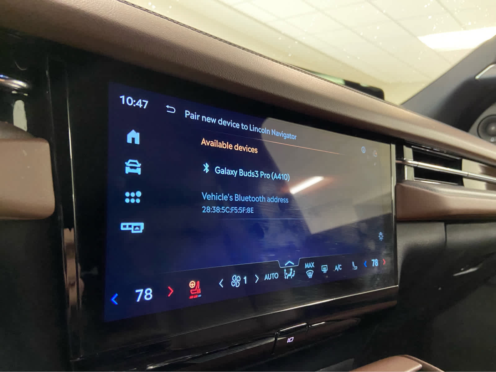 Used 2025 Lincoln Navigator L Reserve AWD/4WD image 32