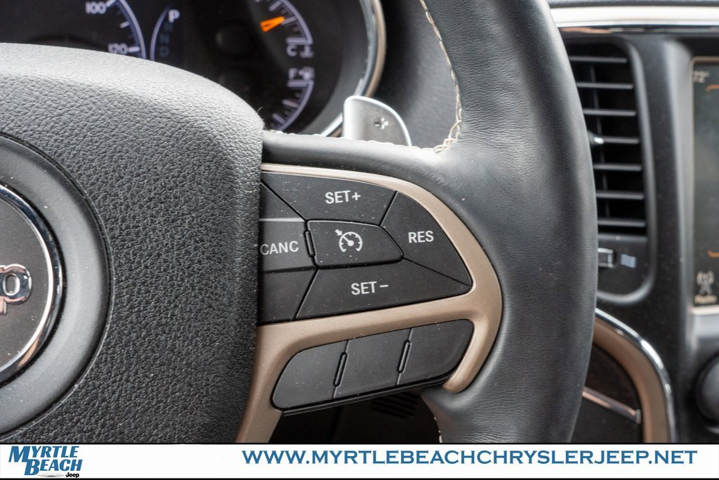 Used 2017 Jeep Grand Cherokee Limited image 27