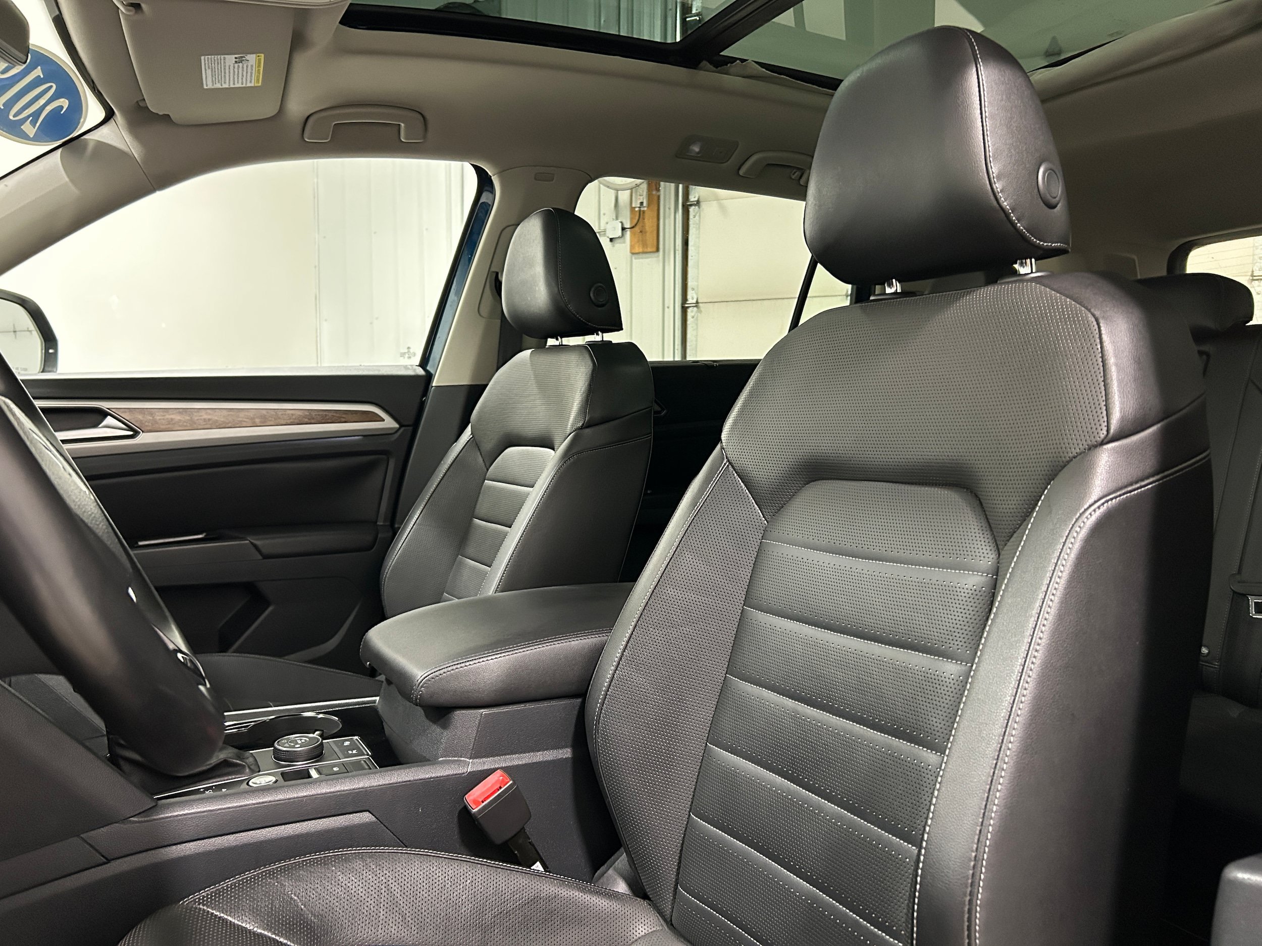 Used 2019 Volkswagen Atlas SEL Premium AWD/4WD image 25