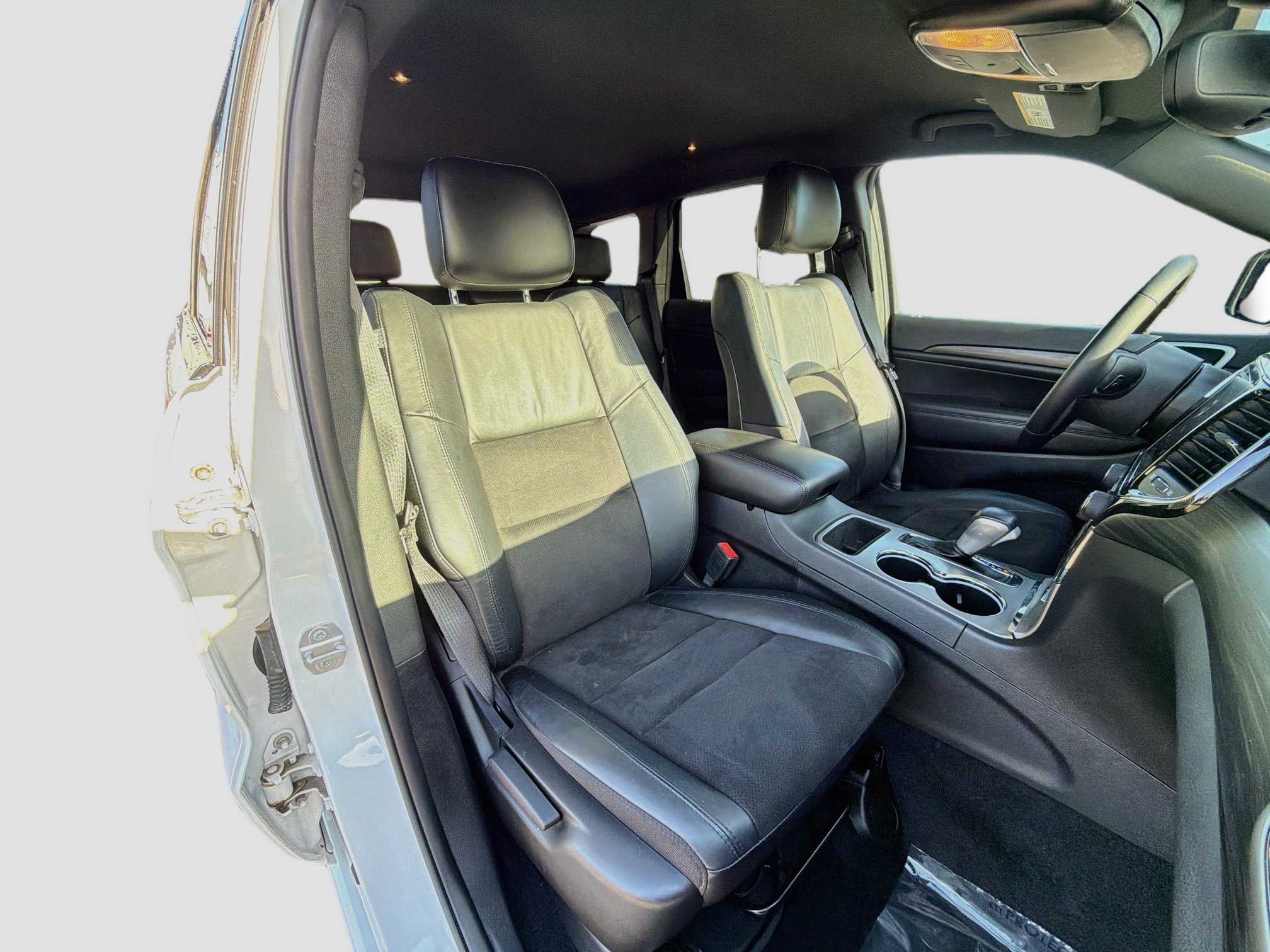 Used 2021 Jeep Grand Cherokee Laredo X AWD/4WD image 15