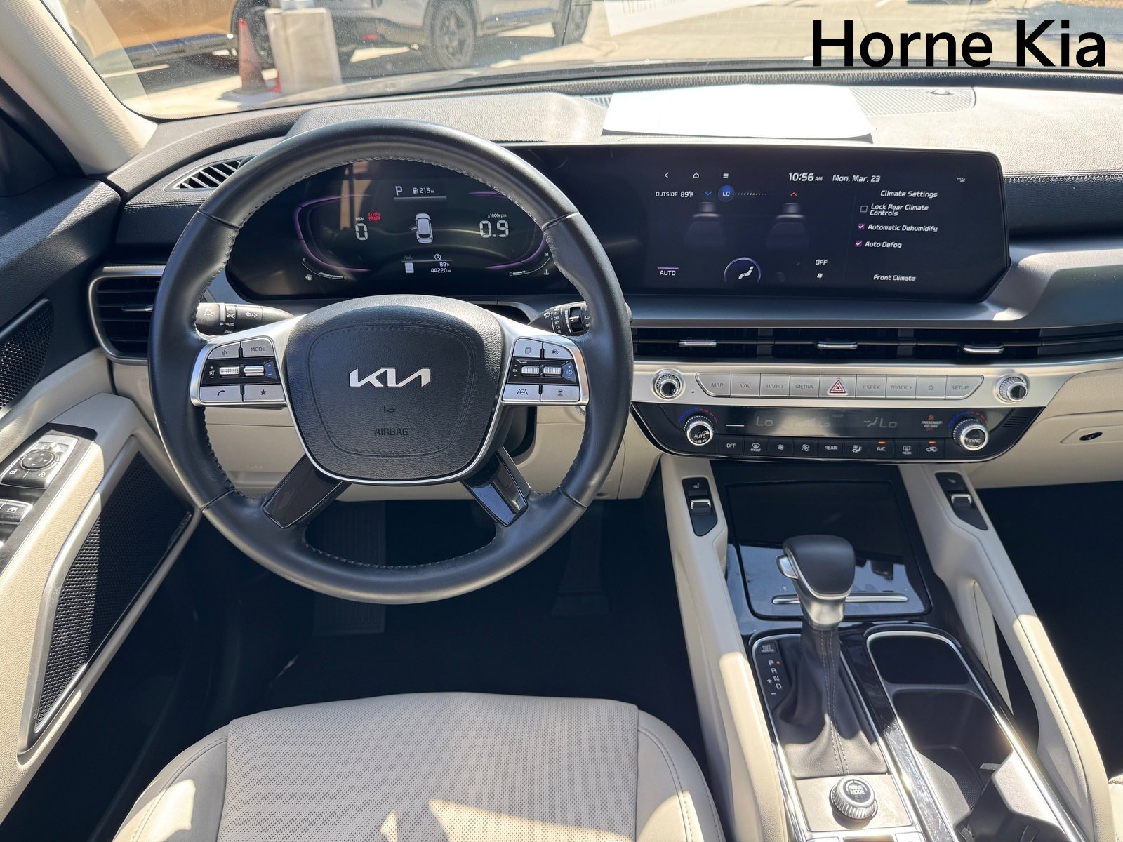 Certified 2023 Kia Telluride S image 16