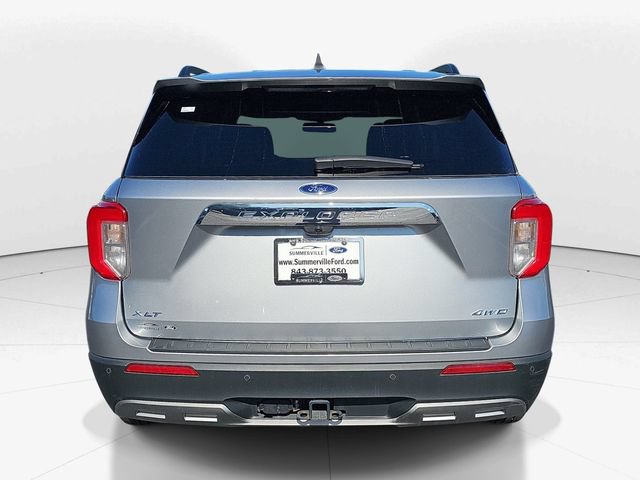 Certified 2023 Ford Explorer XLT w/ Equipment Group 202A AWD/4WD image 4