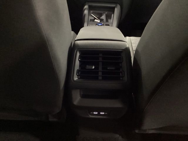 Used 2025 Volkswagen Tiguan S image 13