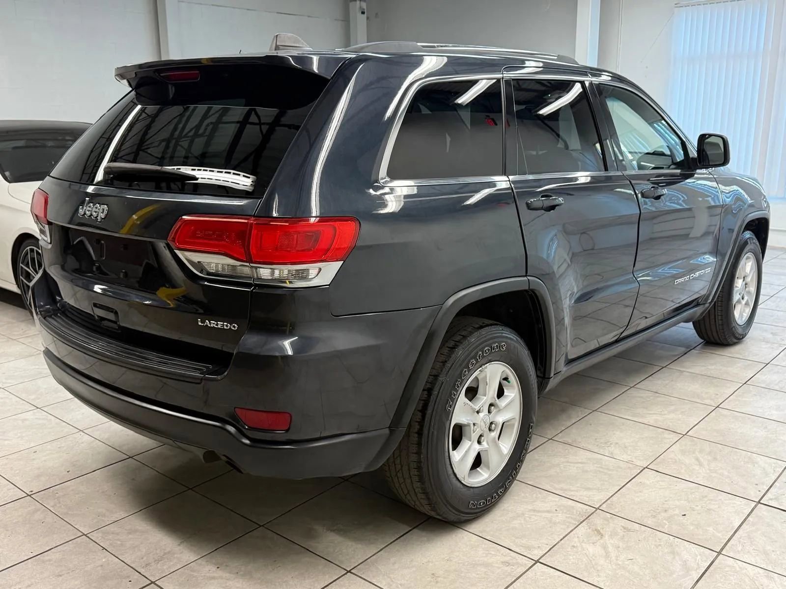 Used 2014 Jeep Grand Cherokee Laredo w/ Quick Order Package 23E image 6