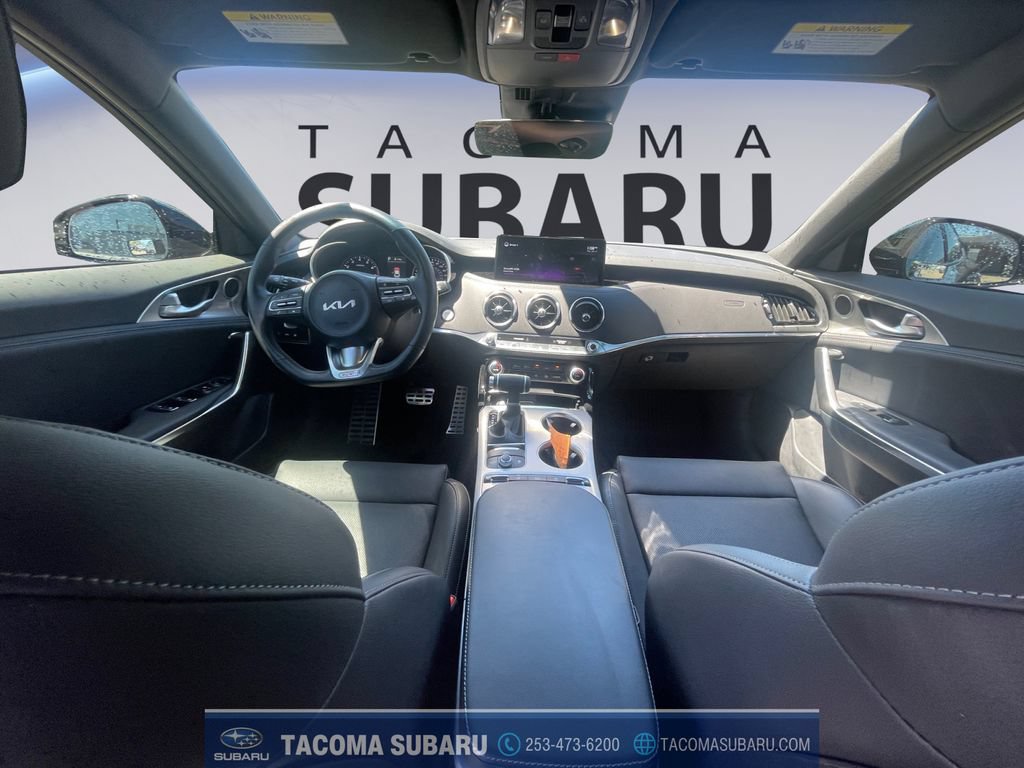Used 2022 Kia Stinger GT1 AWD/4WD image 12