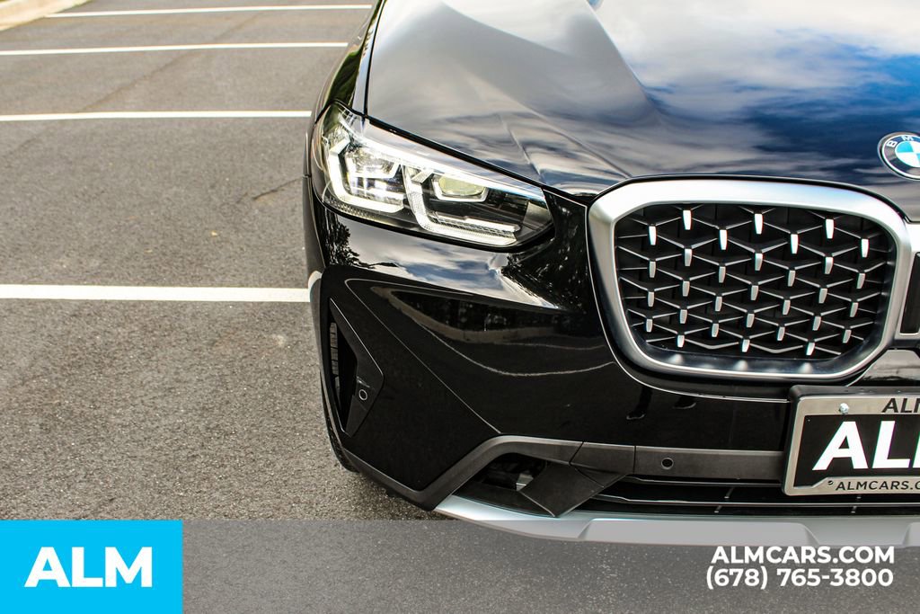 Used 2025 BMW X4 xDrive30i image 12