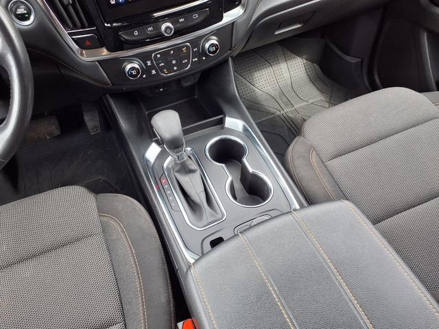 Used 2021 Chevrolet Traverse LT image 11