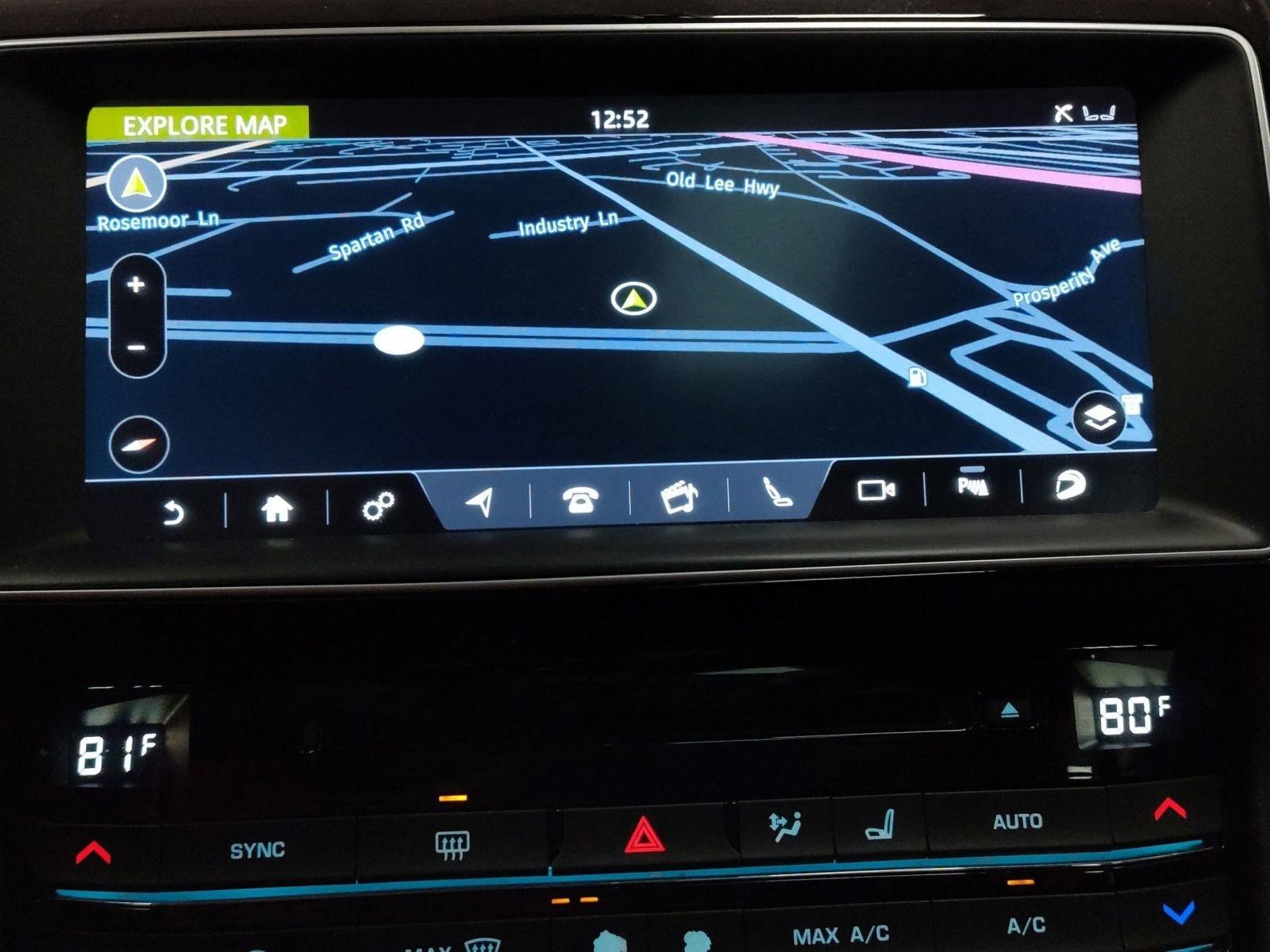 Used 2017 Jaguar F-PACE S image 20