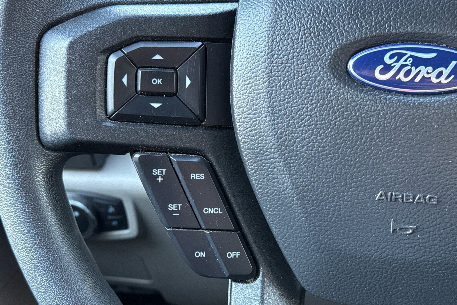 Used 2022 Ford F250 XL w/ Power Equipment Group RWD image 28