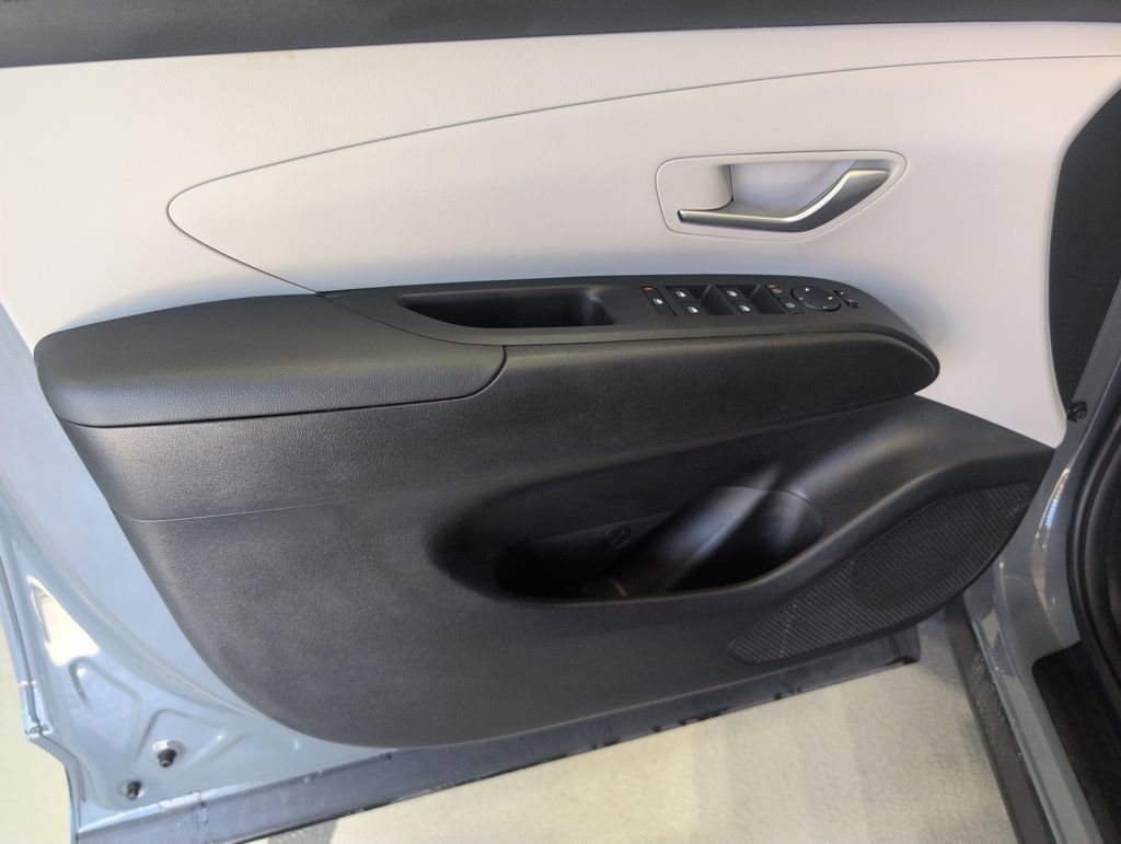 Used 2026 Hyundai Tucson SEL image 11