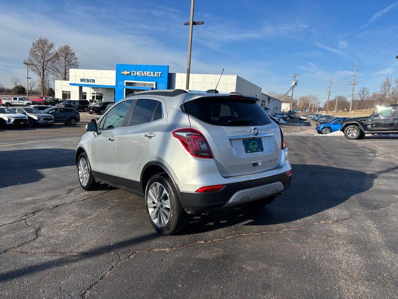 Used 2019 Buick Encore Preferred image 3