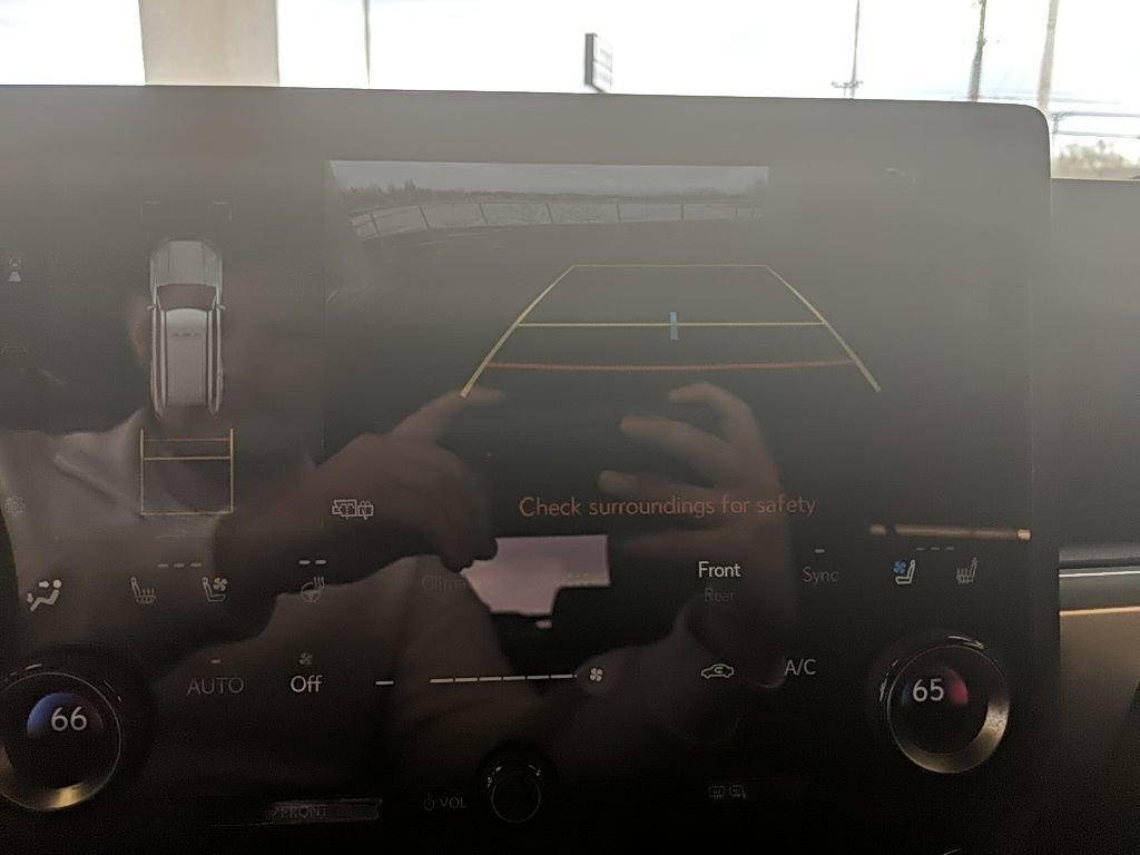 Used 2026 Lexus GX 550 w/ Accessory Package (2T) image 22