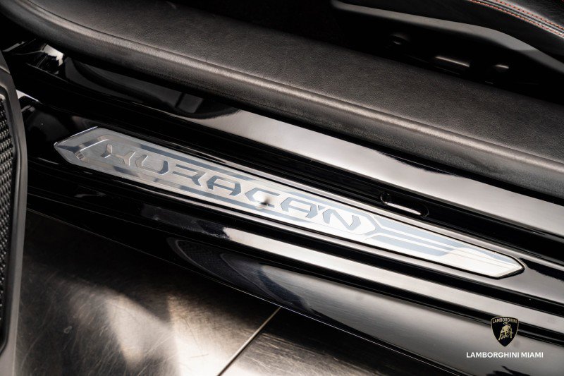 Used 2018 Lamborghini Huracan LP 580-2 image 28