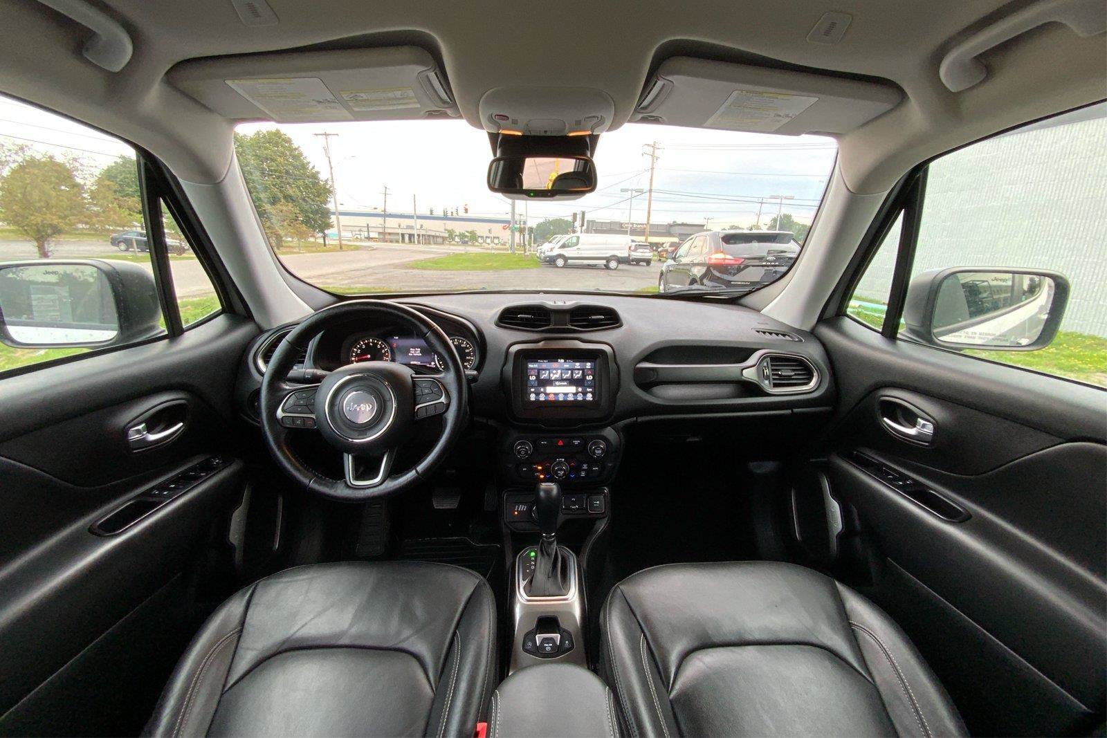 Used 2020 Jeep Renegade Limited AWD/4WD image 31
