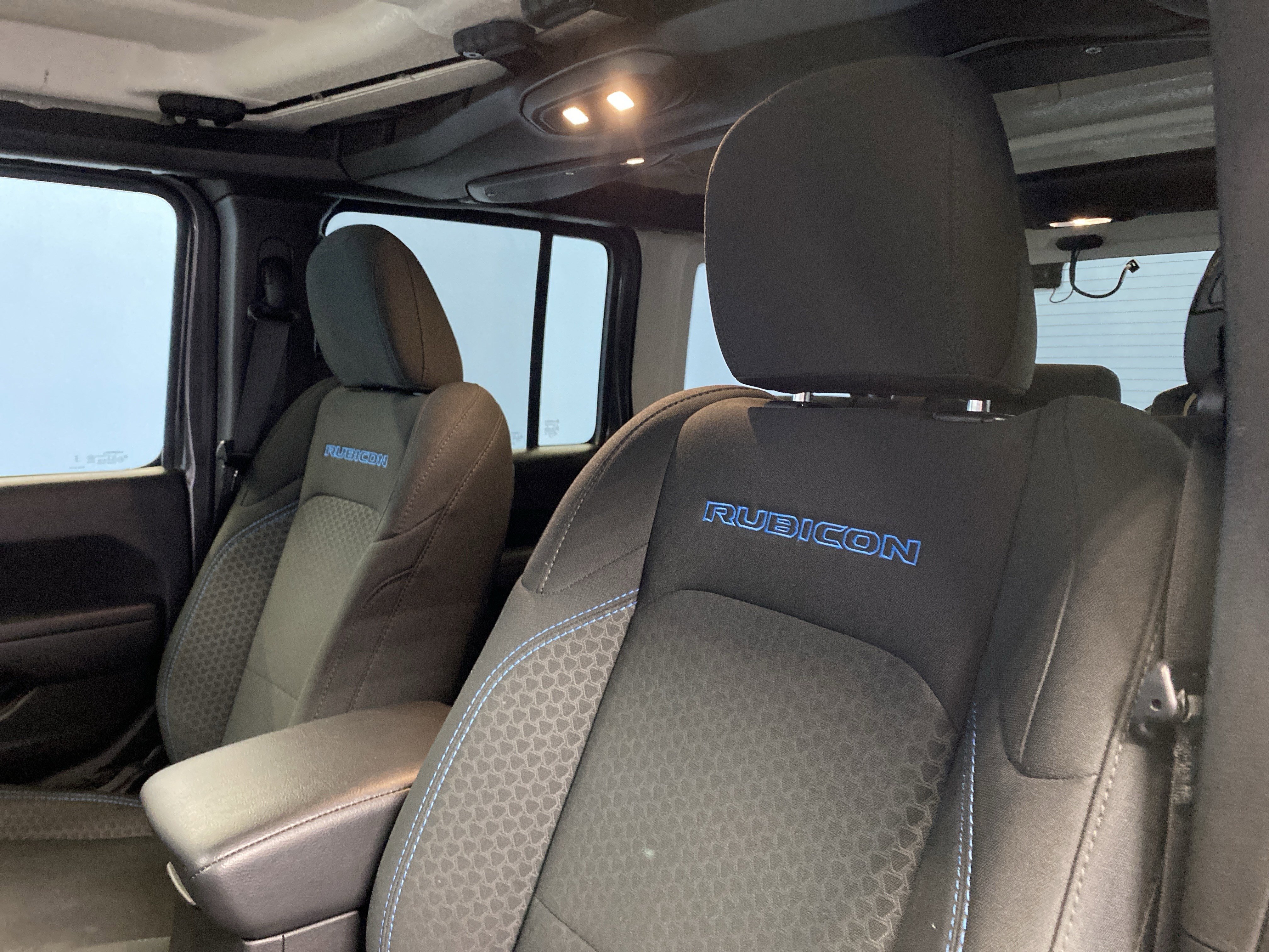 Certified 2025 Jeep Wrangler Unlimited Rubicon 4xe w/ Safety Group image 8