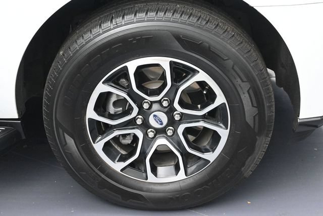 Used 2023 Ford Expedition XL AWD/4WD image 6