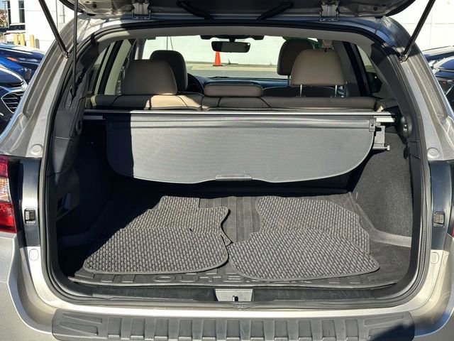 Used 2017 Subaru Outback 2.5i Limited image 21