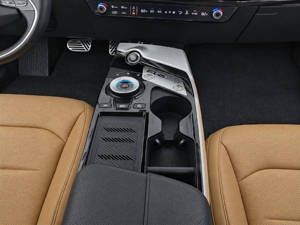 Certified 2023 Kia EV6 GT-Line AWD/4WD image 27