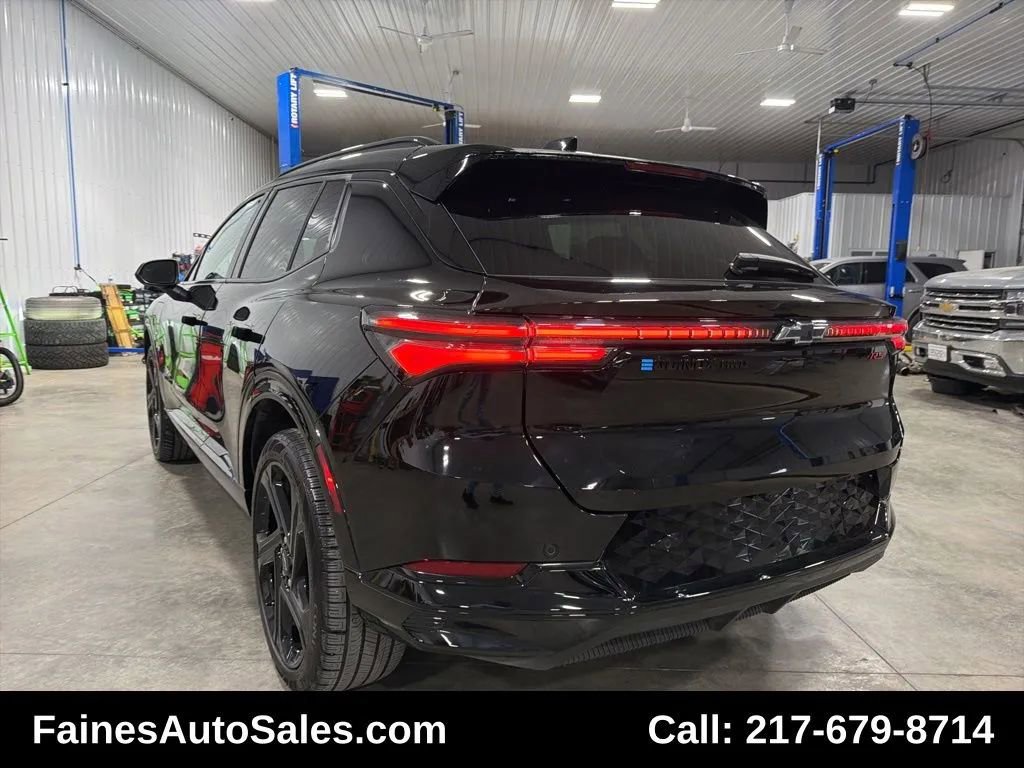 Used 2024 Chevrolet Equinox EV RS AWD/4WD image 11