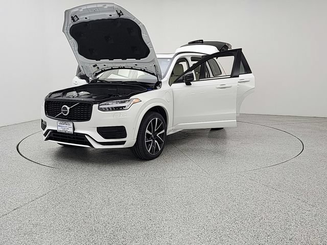 Used 2023 Volvo XC90 T8 Plus w/ Protection Package Premier AWD/4WD image 9