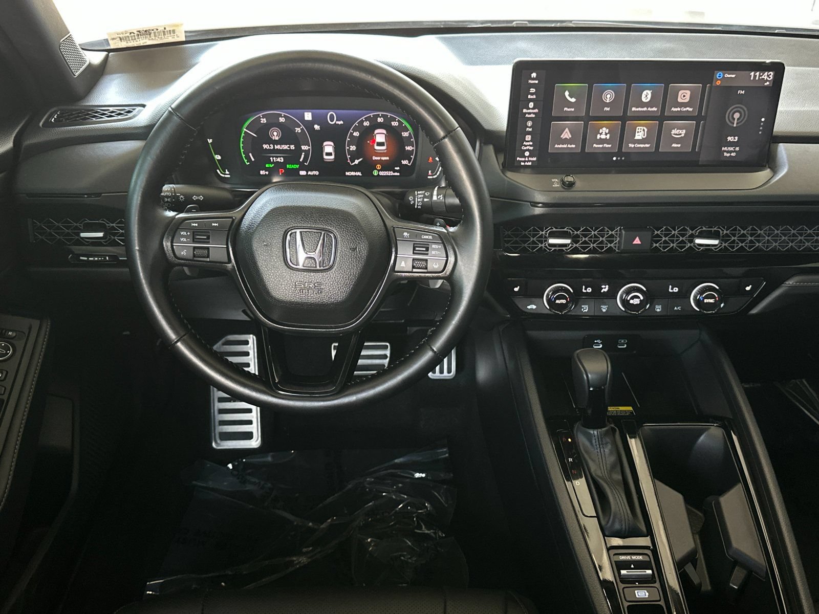 Used 2025 Honda Accord Sport image 13