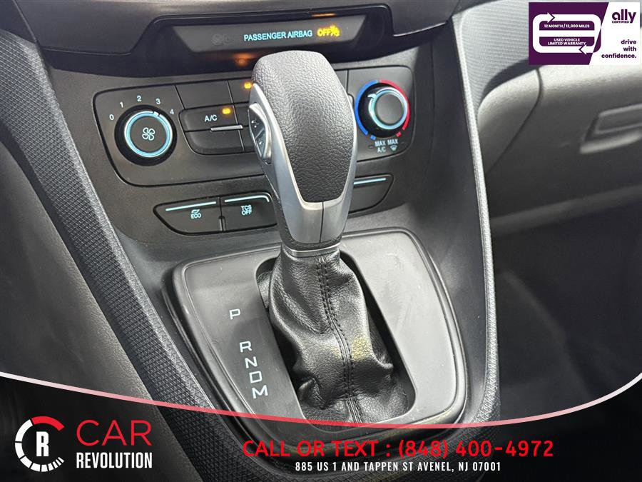 Used 2023 Ford Transit Connect XL FWD image 21