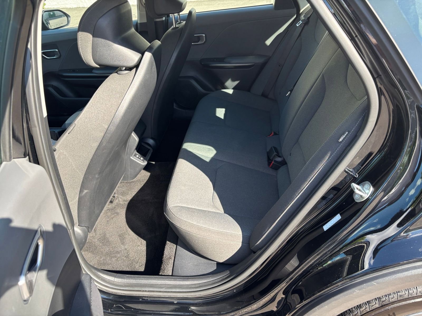 Used 2025 Kia K4 FWD image 25