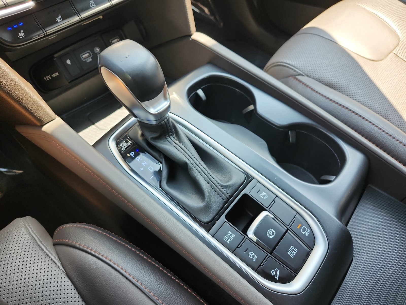 Used 2020 Hyundai Santa Fe Limited AWD/4WD image 25