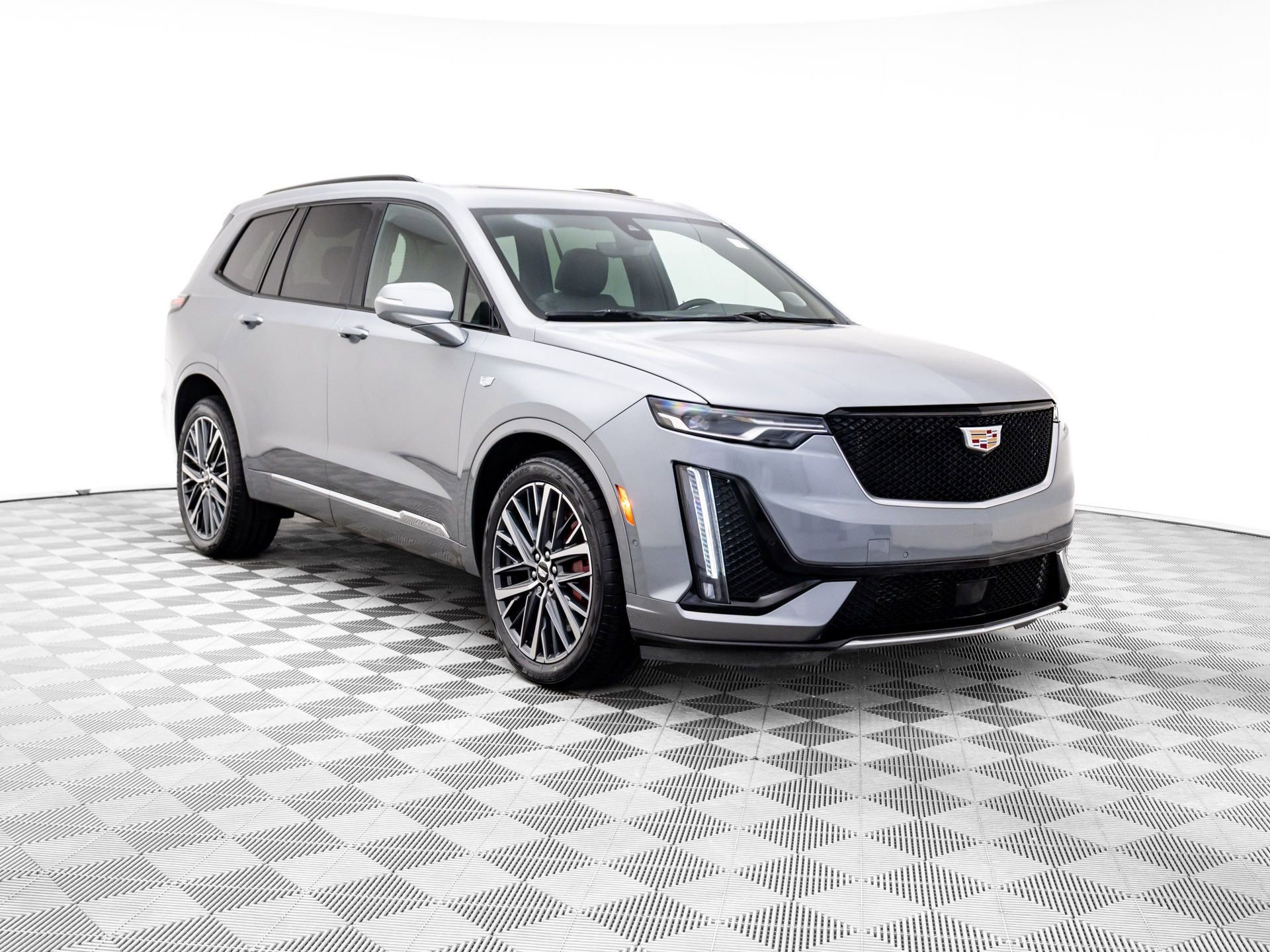 Certified 2024 Cadillac XT6 Sport w/ Technology Package image 8