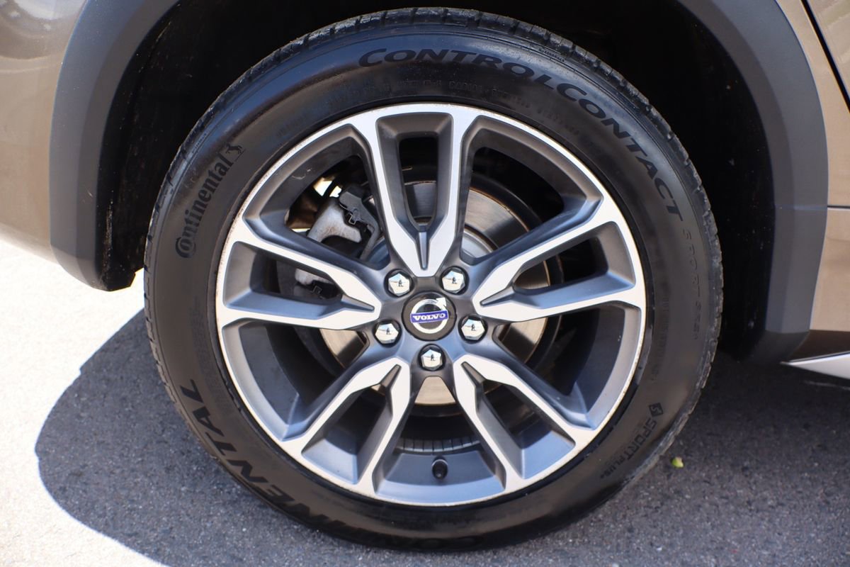 Used 2015 Volvo V60 T5 Cross Country w/ Protection Package AWD/4WD image 44