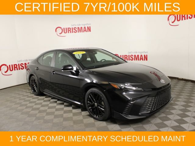 Used 2025 Toyota Camry SE FWD image 9