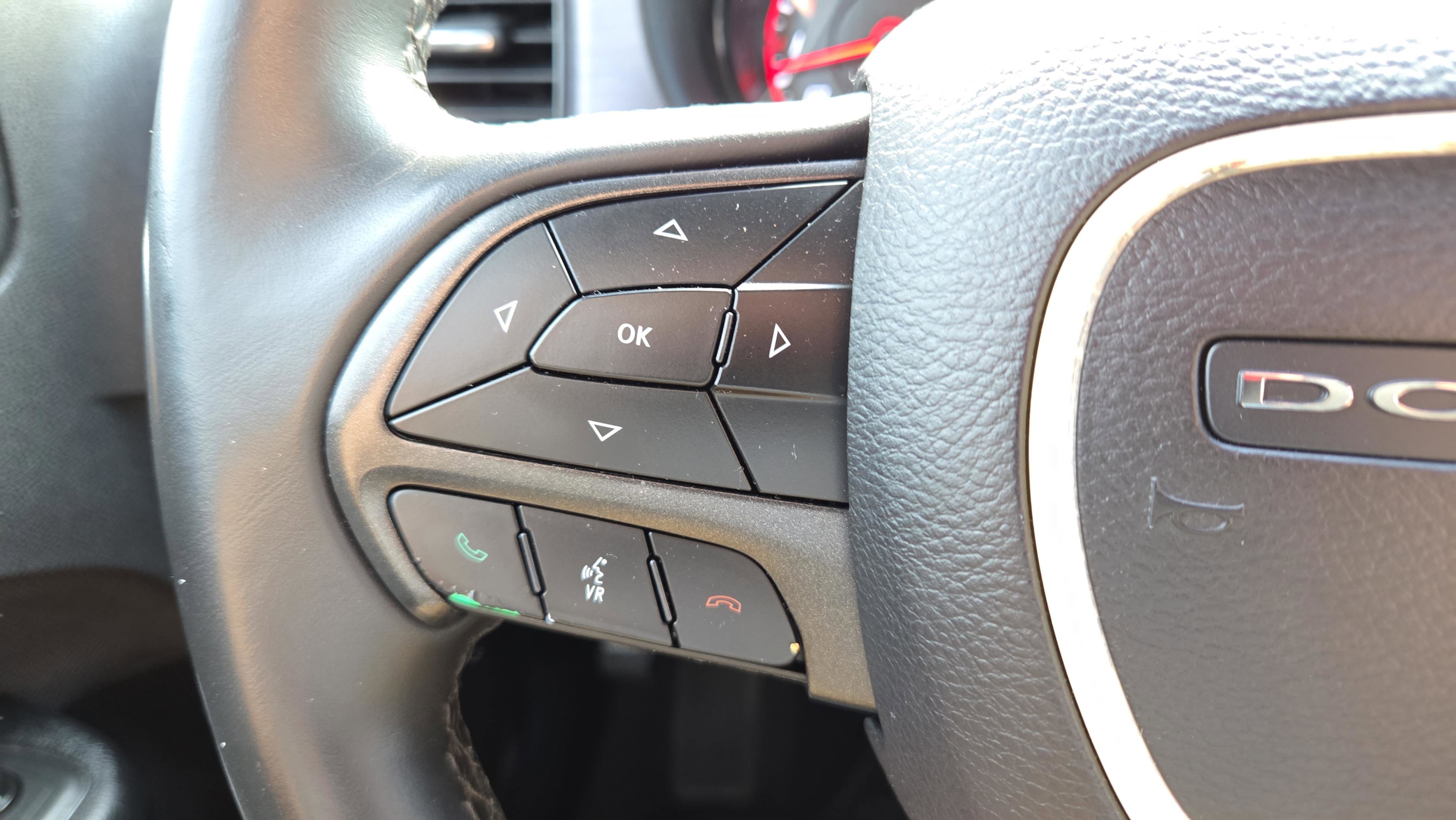 Used 2018 Dodge Charger SXT w/ Blacktop Package RWD image 28