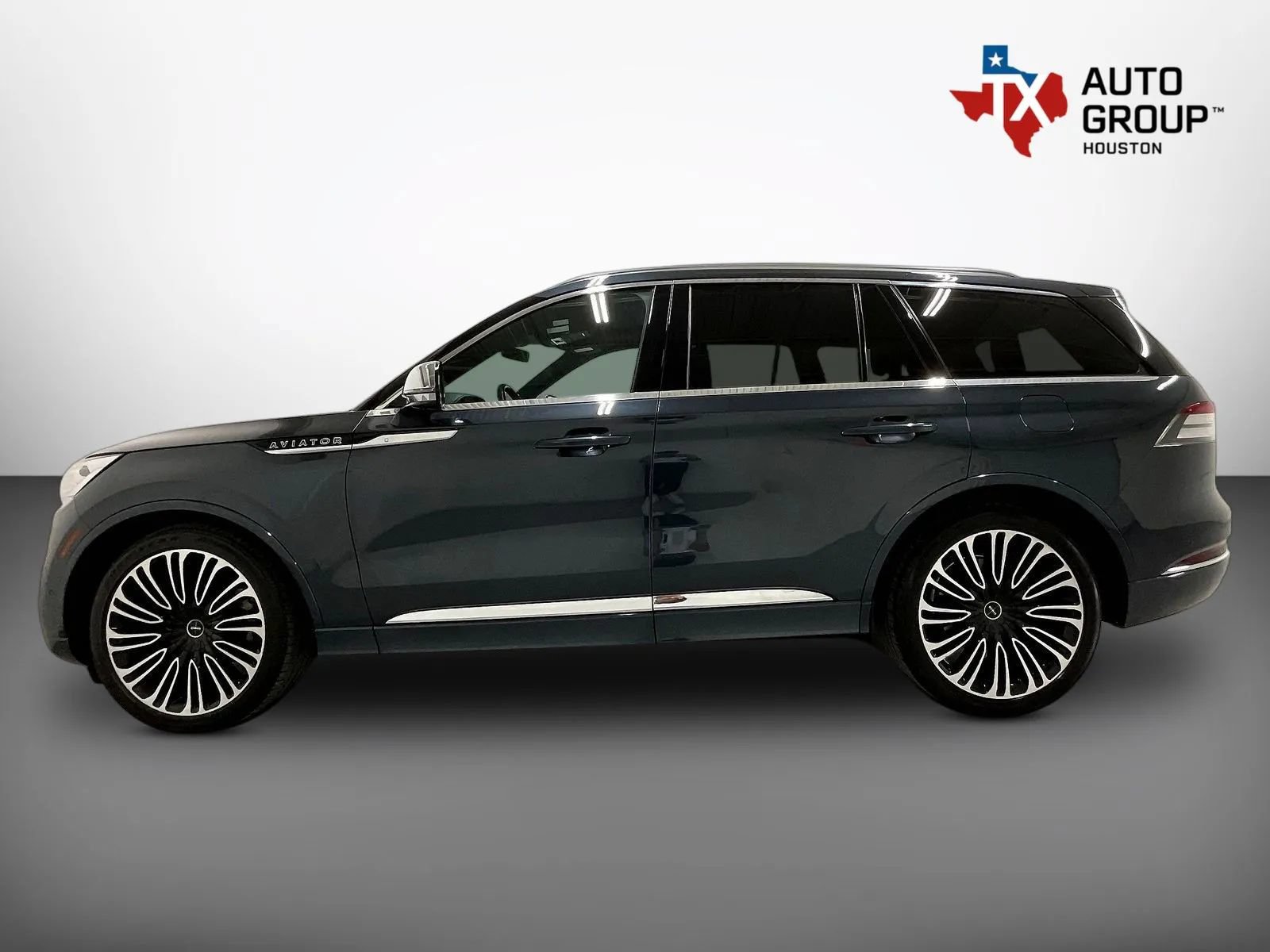 Used 2020 Lincoln Aviator Black Label w/ Dynamic Handling Package AWD/4WD image 10