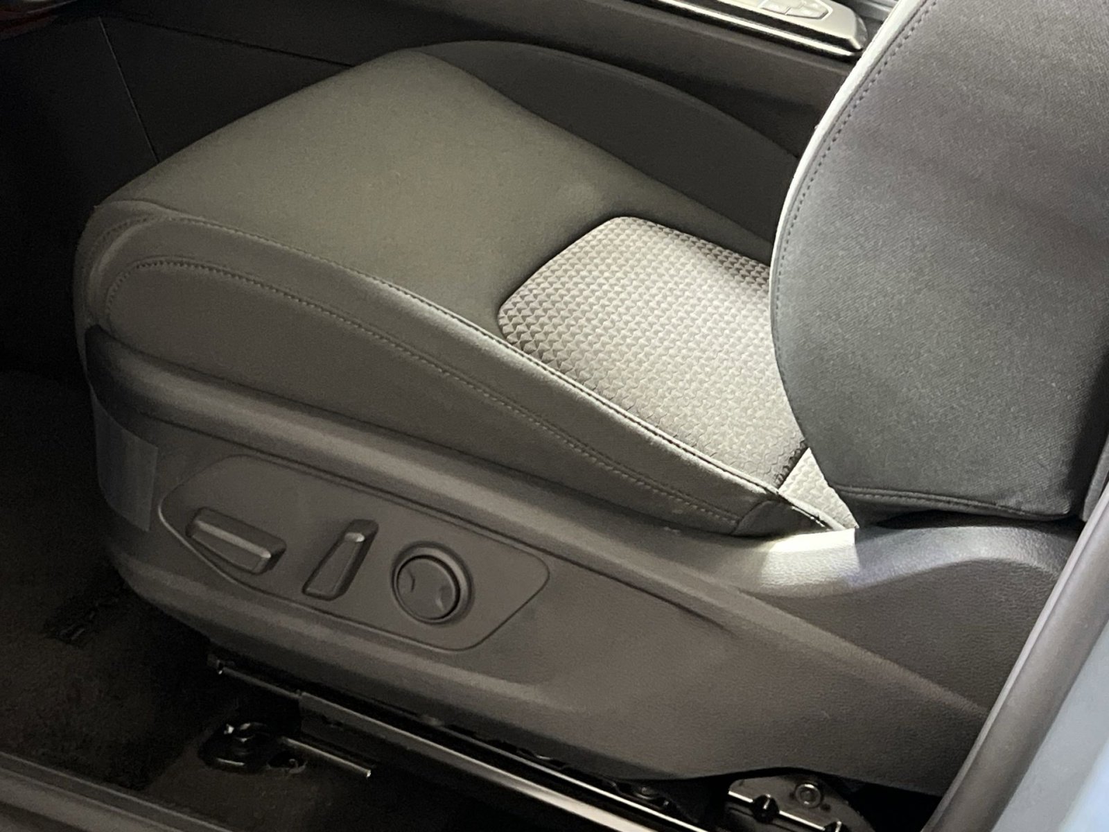 New 2026 Kia Sportage S image 12