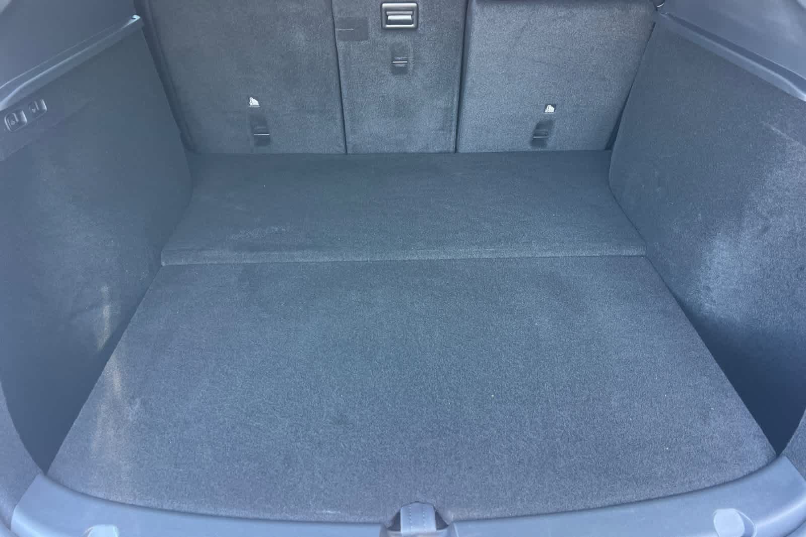 Used 2024 Tesla Model Y Performance image 15