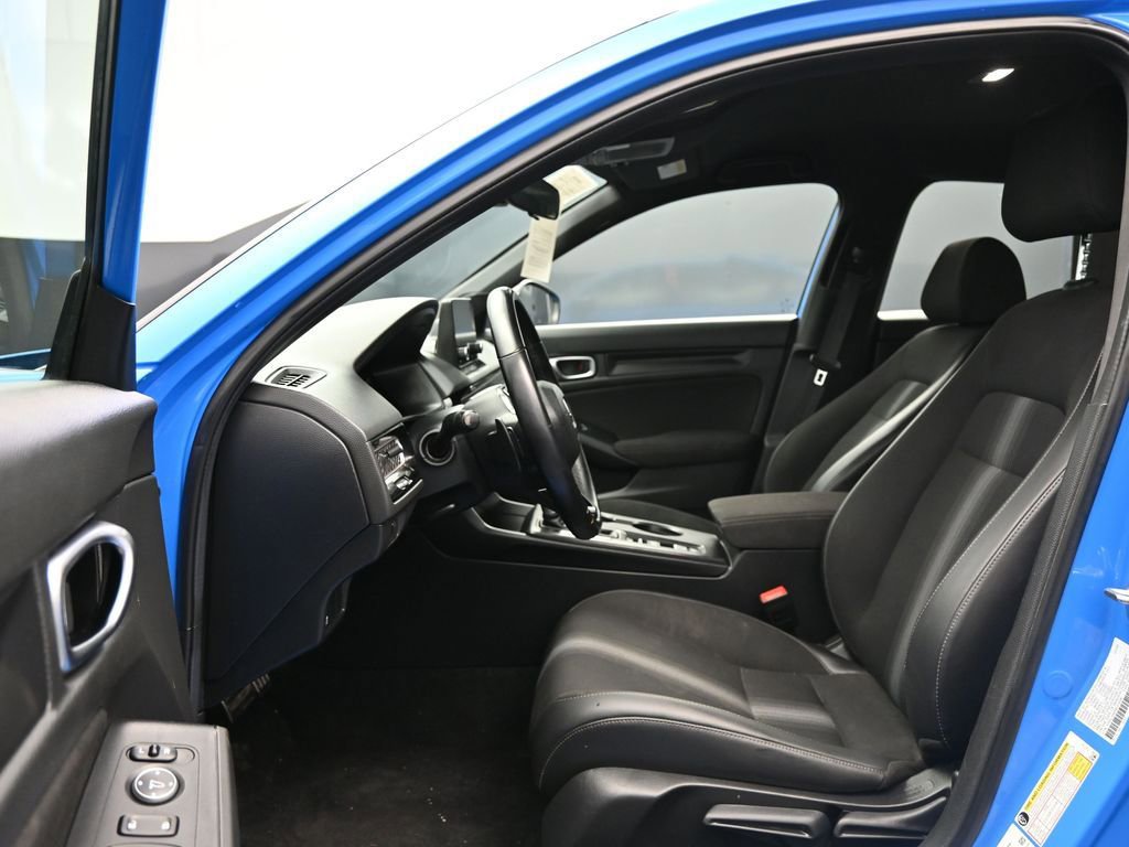 Used 2024 Honda Civic Sport image 9