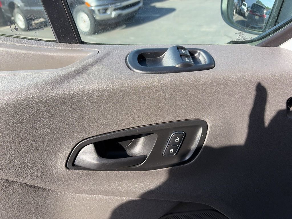 Used 2024 Ford Transit 350 XLT image 16