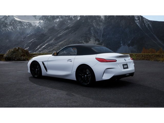 New 2026 BMW Z4 sDrive30i w/ Premium Package RWD image 2