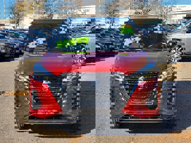 Used 2024 Nissan Kicks SR w/ SR Premium Package image 9